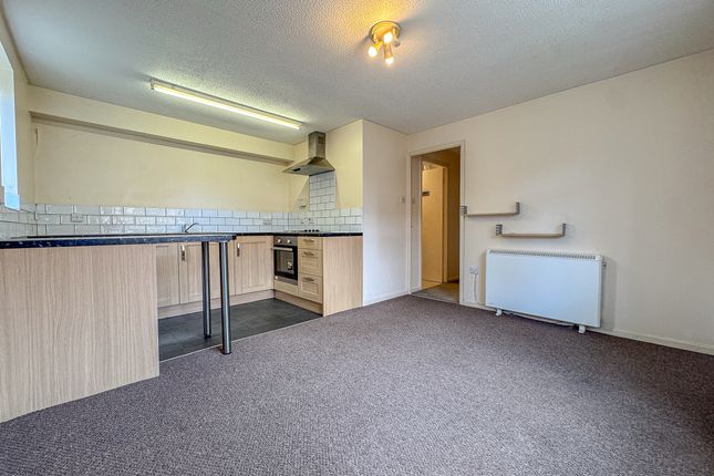 7 Rowan Tree Close, Hereford photo 2