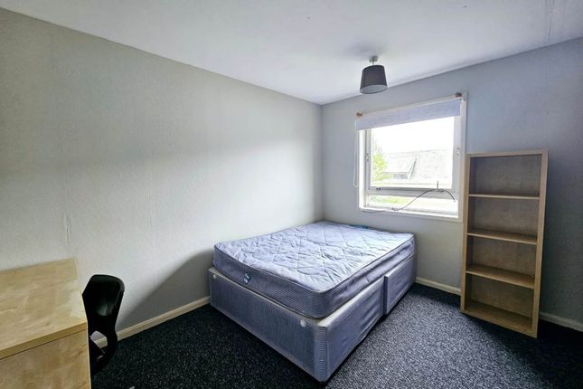 30 Peddie Street, Dundee photo 5