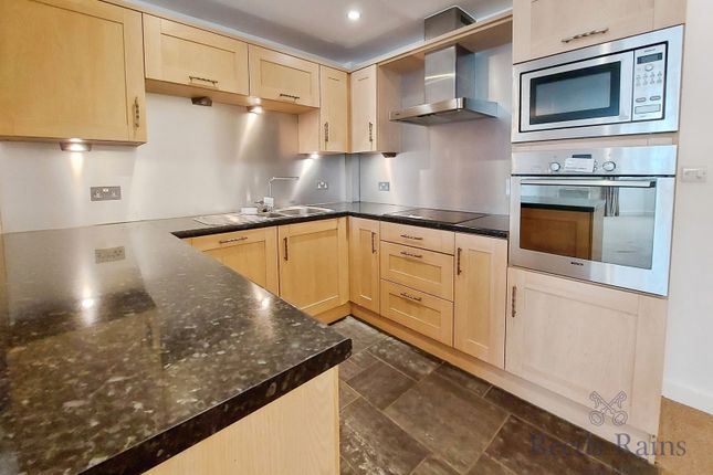 Flat 20, Central Place,, Station Road, Cheshire photo 2