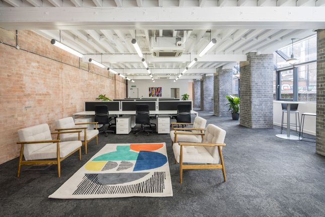 Office to let in Compton Courtyard, 40 Compton Street, London