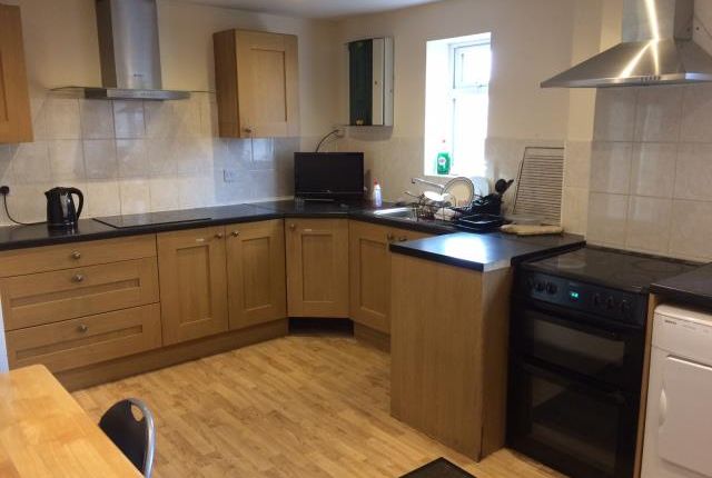 Room 2, 16a, St. Johns Street, Bicester photo 3