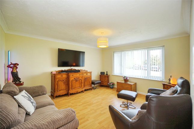 4, Elm Meadow, Truro photo 2