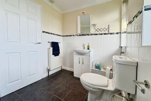 Omega, Beacon Terrace, Helston photo 4