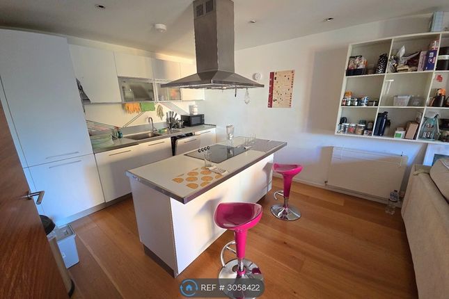 Base Apartments Ecclesbourne Road, London photo 3