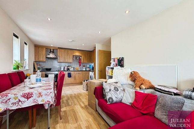 Flat 14, 701 Hyde Road, Greater Manchester photo 2