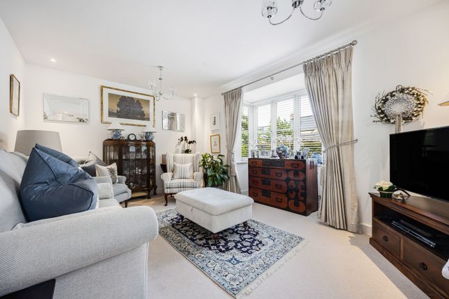 22, Radways Close, Gloucestershire photo 4
