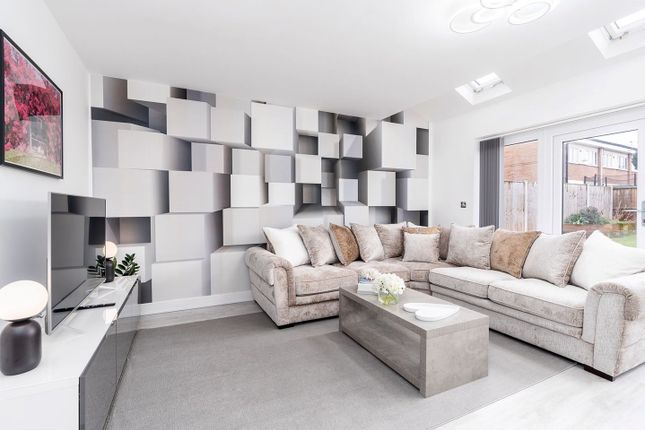 3 Bed Terraced House To Rent Frith Rd, London Cr0 1Ta