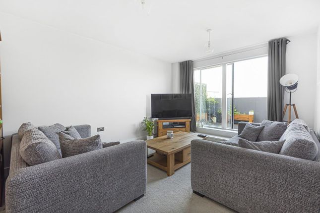 Flat to rent in Long Down Avenue, Cheswick Village, Bristol