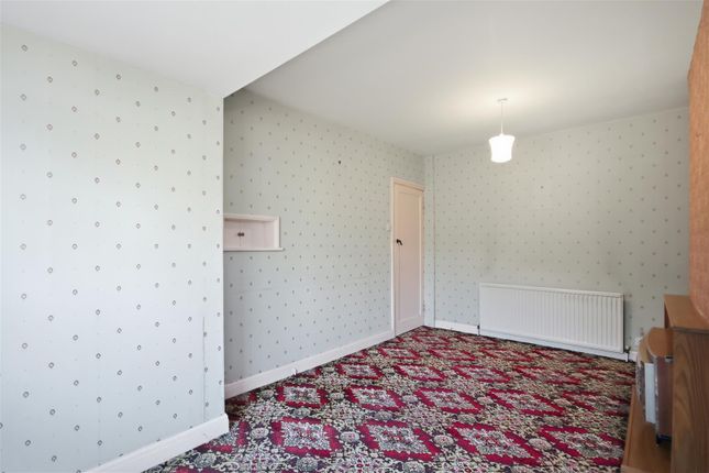 19, Franklyn Drive, Chesterfield photo 4