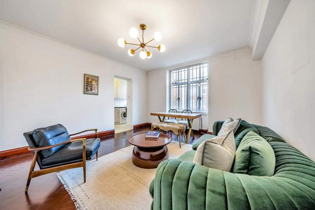 Thumbnail Flat for sale in Queensway, London