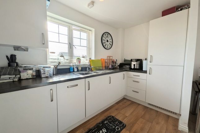 14, Aylesbury photo 5