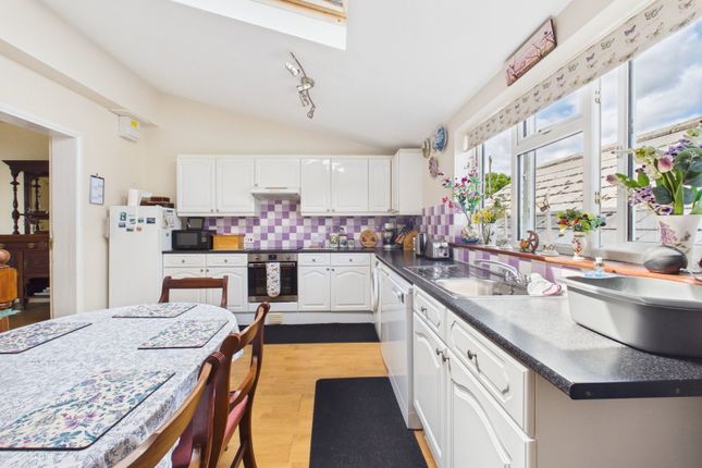 South View, Whitecroft Road, Lydney photo 2
