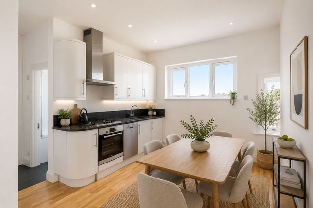 1-bed flat on Flat 2, 111 St. Margarets Road, Twickenham, £375,000