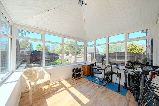 103, Waterloo Lane, West Yorkshire photo 4
