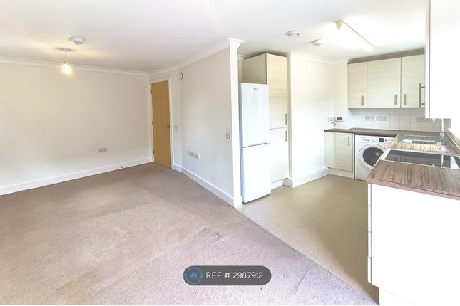 Cranes Lane, Basildon photo 3
