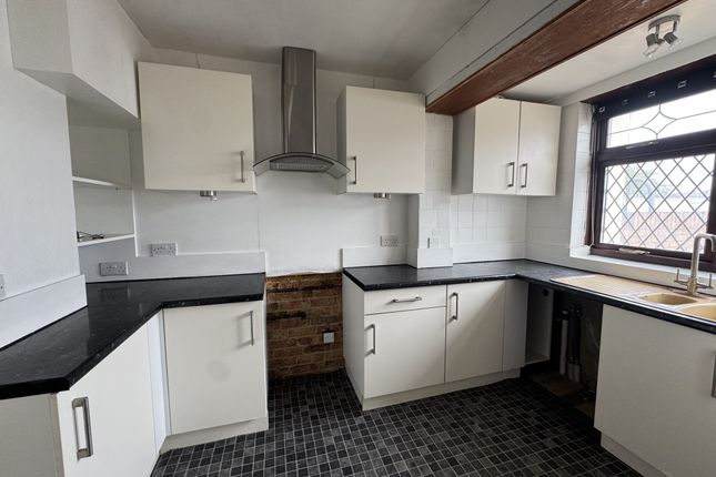 95a, City Way, Rochester photo 5