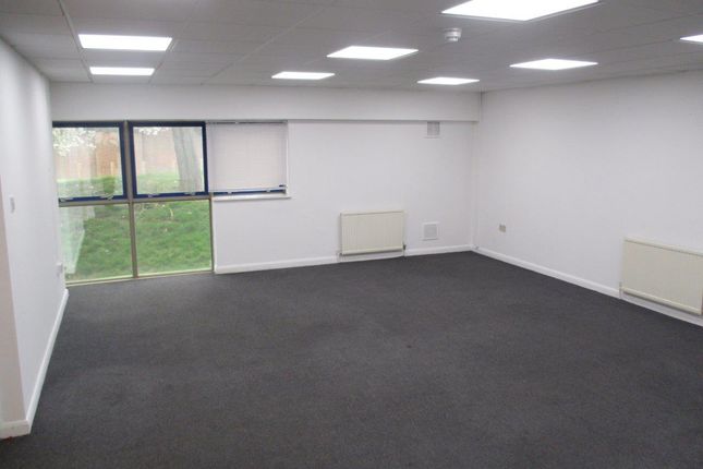 Office to let in 17-19 Richmond Road, Dukes Park Industrial Estates, Chelmsford