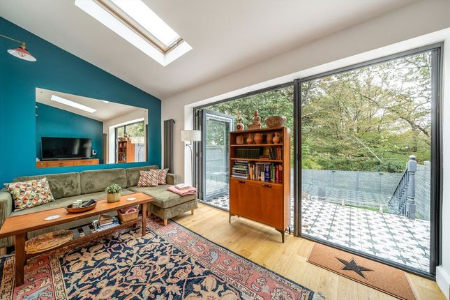 Princes Way, Buckhurst Hill photo 2