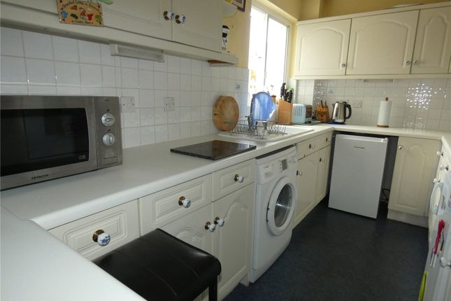Flat 3, Temple Court,, Temple Road, Derbyshire photo 4