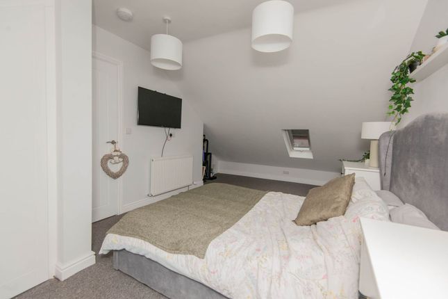 Flat for sale in Middlecroft Road, Staveley