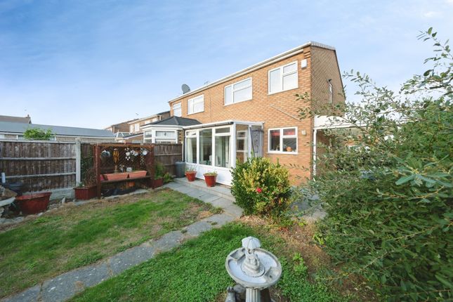 35, Hamilton Drive, Mansfield photo 3