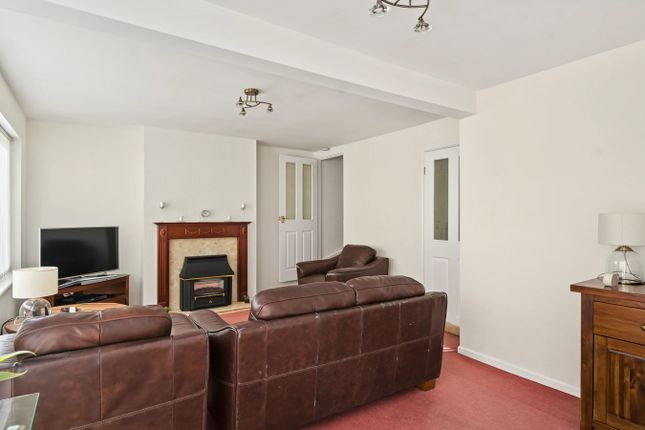 Larchmere Drive, Birmingham photo 4