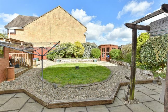 Sheringham Close Allington, Maidstone photo 2