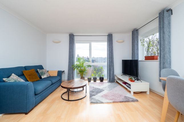 Flat for sale in St. James Road, Sutton