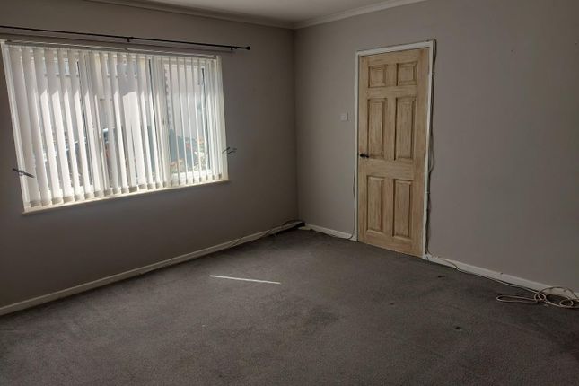 74, Feltham Drive, Frome photo 2