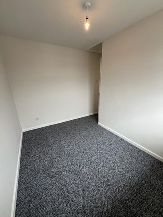 Terraced house to rent in Heather Close, Bolton