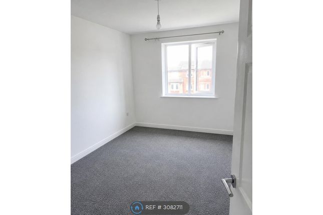 Plough House Harrow Close, Bedford photo 3