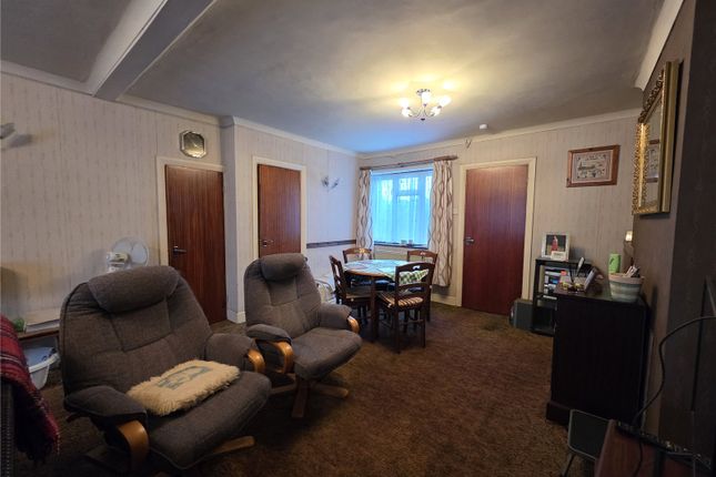Bartram Avenue, Essex photo 4