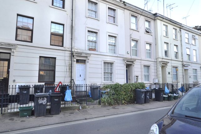 Basement Flat, 42, Wellington Street, Gloucester photo 3