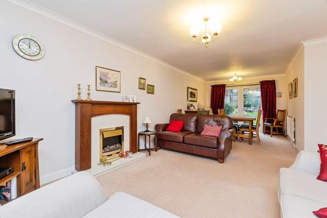 25, Hillston Close, Hartlepool photo 3