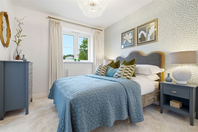 House 16 Alderhurst,, Bakeham Lane, Egham photo 4