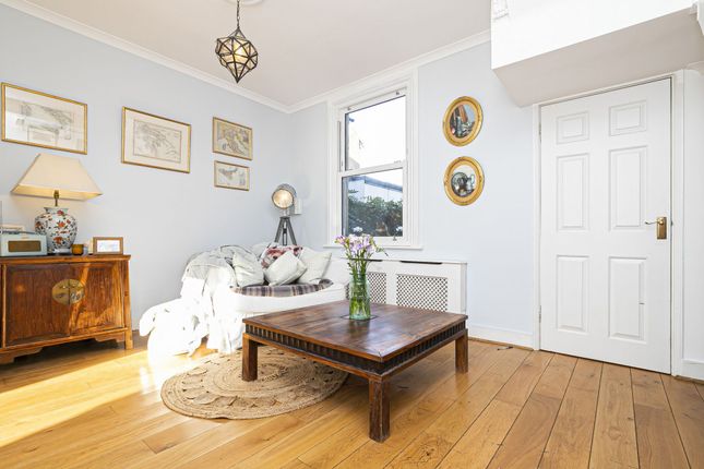 Semi-detached house for sale in Queens Road, Buckhurst Hill