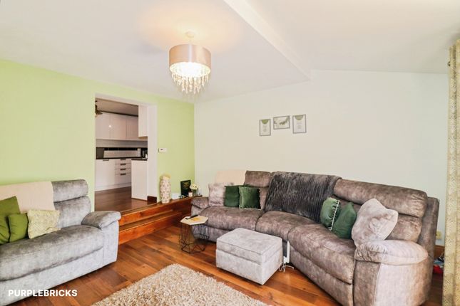52, Sandpiper road, Ipswich photo 3