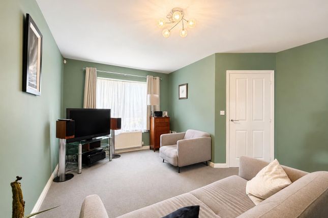 63, Repton Avenue, Ashford photo 4