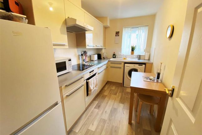 12 Sandringham Road, Birmingham photo 3