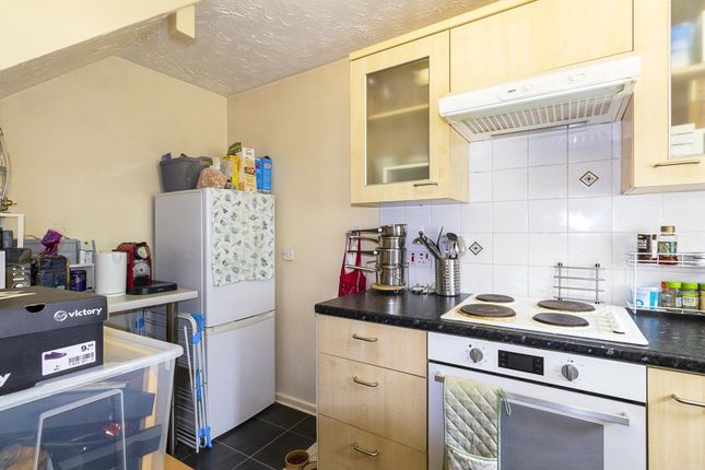 91, Wimborne Crescent, Milton Keynes photo 4