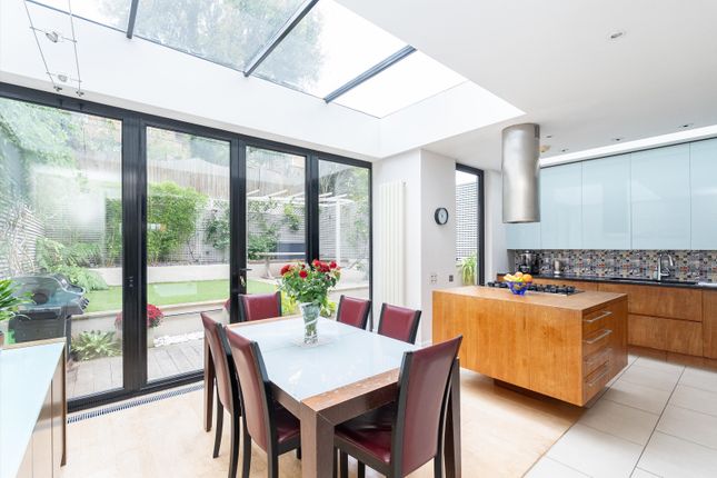 104, Woodside, London photo 3