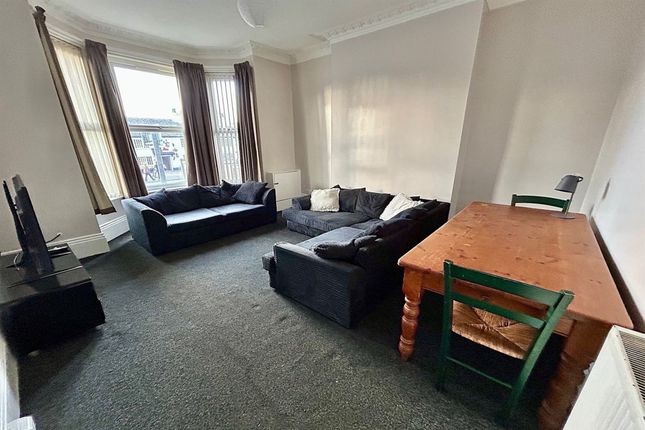 517 Wilmslow Road, Manchester photo 2