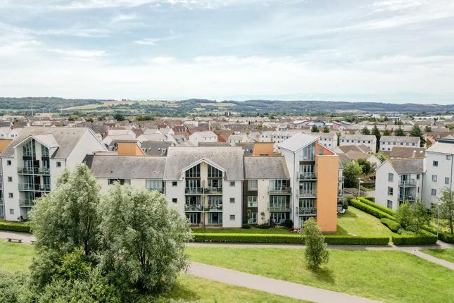 2-bed flat on Kittiwake Drive, Bristol, £1,275/mo