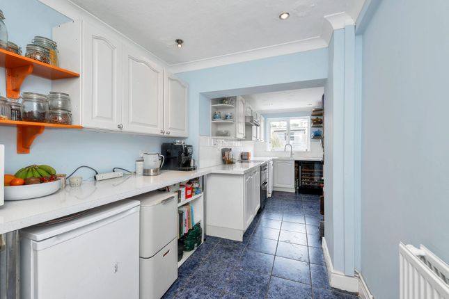 151 Burns Road, Royston photo 4