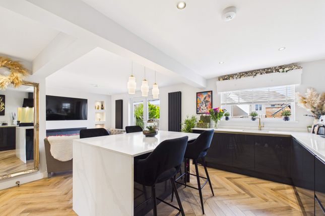 7, Kirkwood Crescent, Dunbar photo 2