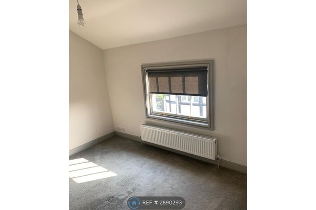 Flat, Church Street, Lutterworth photo 3