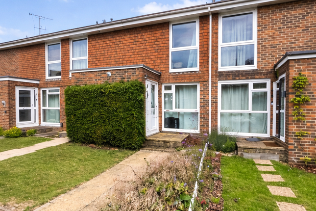 2-bed terraced on 7 Fotherby Court, Maidenhead, £360,000