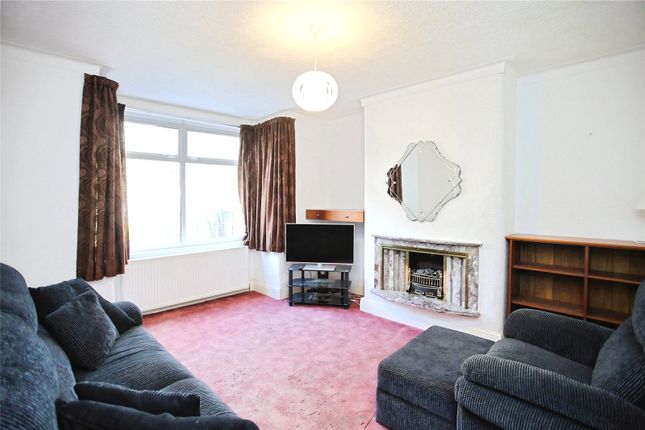 81, Barcicroft Road, Stockport photo 4