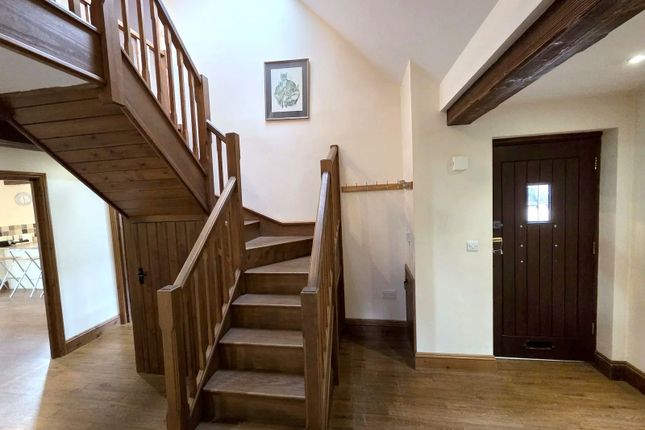 3, Coach House Court, Sandy photo 4