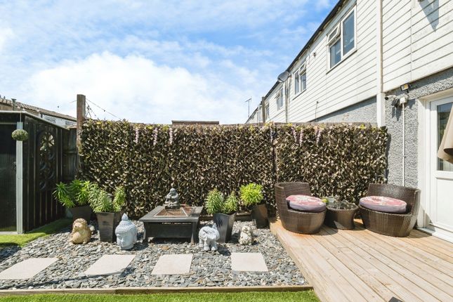 9, Foxglove Road, Essex photo 4
